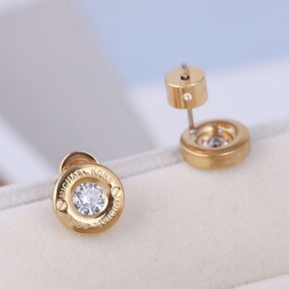 New Michael Kors Gold Crystal Pave Stud Earrings - Picture 4 of 14